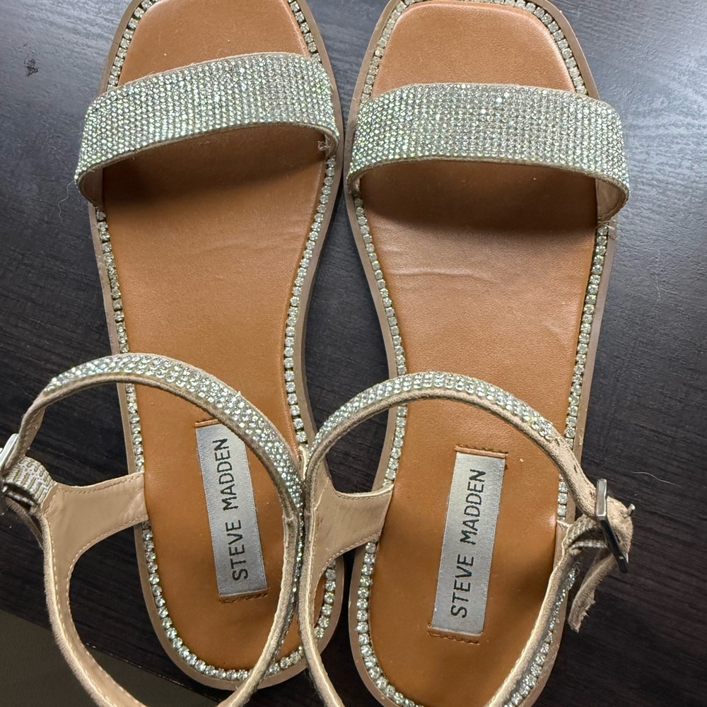 Steve Madden Women's Sandals with Tan and Silver Accents